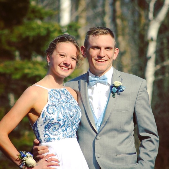 Prom/Homecoming Dress - Picture 3 of 5